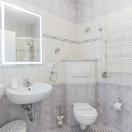 Apartamento - Marinos