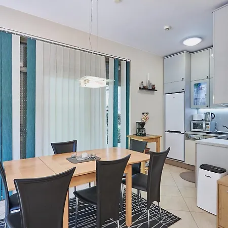 - Marinos Appartement *