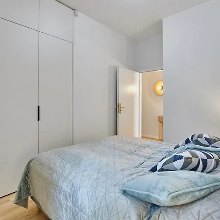 - Marinos Świnoujście