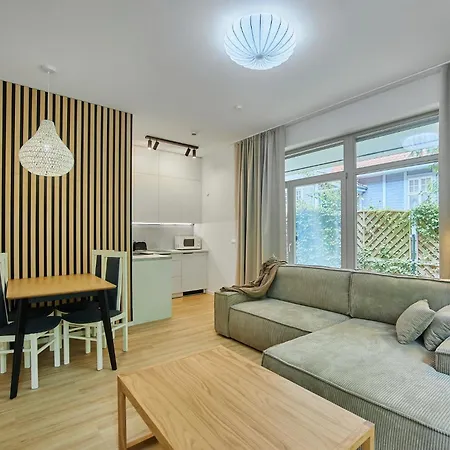 Apartament - Marinos *