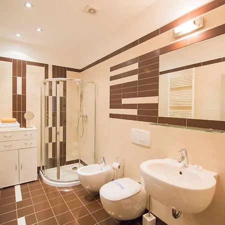 - Marinos Appartement *